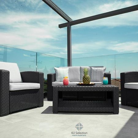4-You Boutique Метаморфоси Экстерьер фото