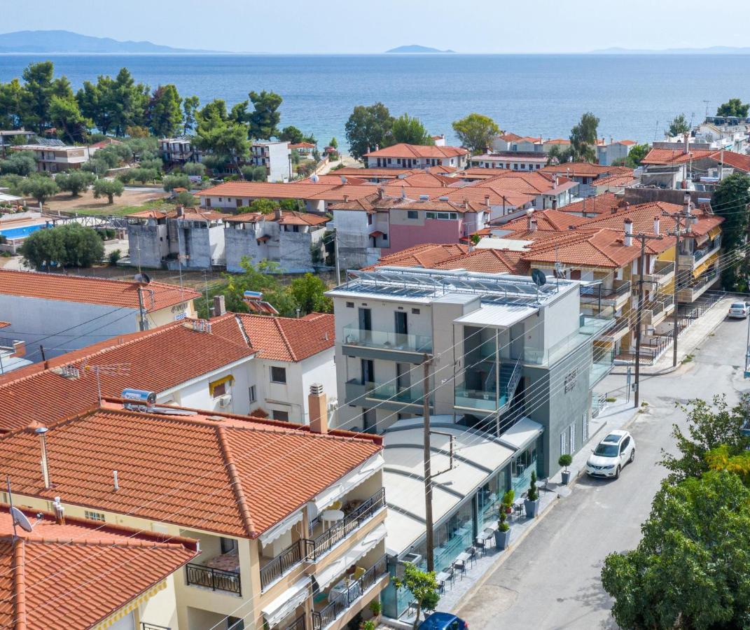 4-You Boutique Метаморфоси Экстерьер фото