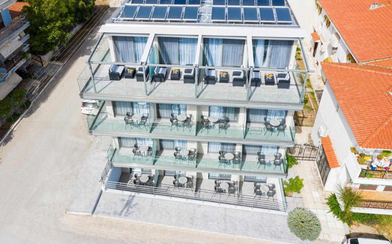 4-You Boutique Метаморфоси Экстерьер фото